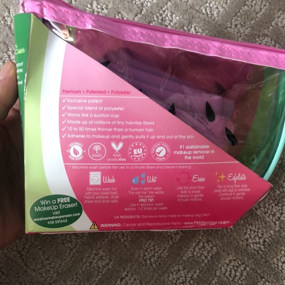 The Original Makeup Eraser watermelon with pouch - Picture 3 of 8